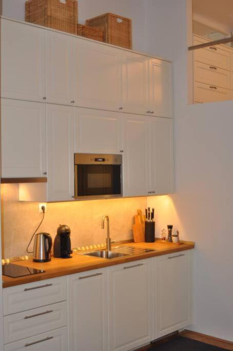 Jane'S Place, Experience The Atmosphere Of A Historic Villa & Free Parking Ljubljana Eksteriør billede