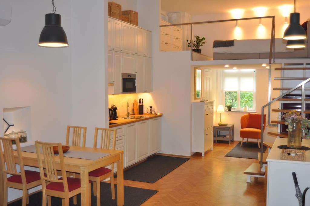 Jane'S Place, Experience The Atmosphere Of A Historic Villa & Free Parking Ljubljana Eksteriør billede
